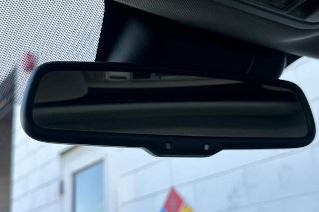 2017 Acura ILX w/Premium Pkg