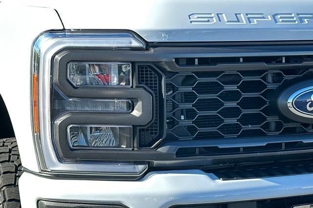 2023 Ford Super Duty F-350 SRW XL