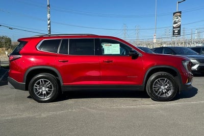 2025 GMC Acadia Elevation