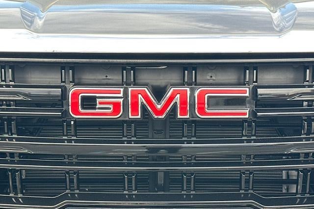 2024 GMC Yukon SLE