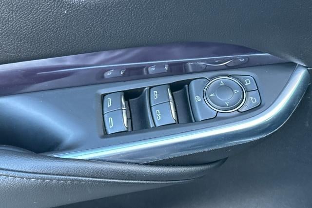 2022 Cadillac XT4 Luxury