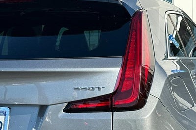 2025 Cadillac XT4 Premium Luxury