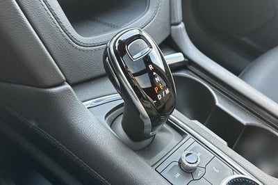 2025 Cadillac XT6 Luxury