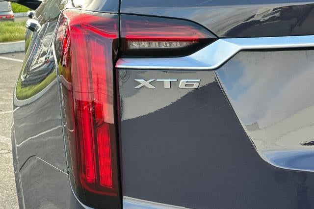 2025 Cadillac XT6 Luxury