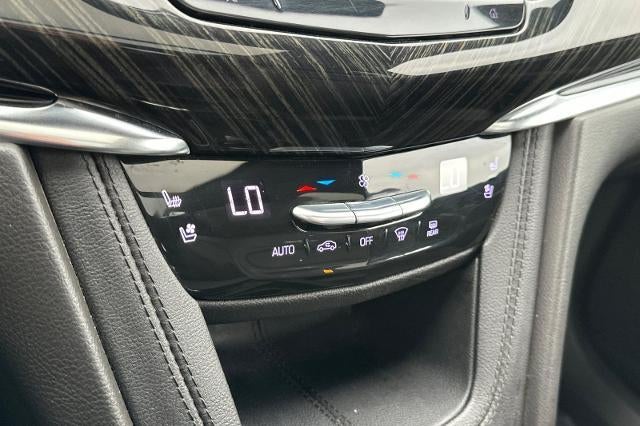 2022 Cadillac XT6 Premium Luxury