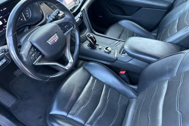 2020 Cadillac XT6 FWD Premium Luxury