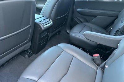 2025 Cadillac XT6 Sport