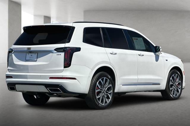 2025 Cadillac XT6 Sport