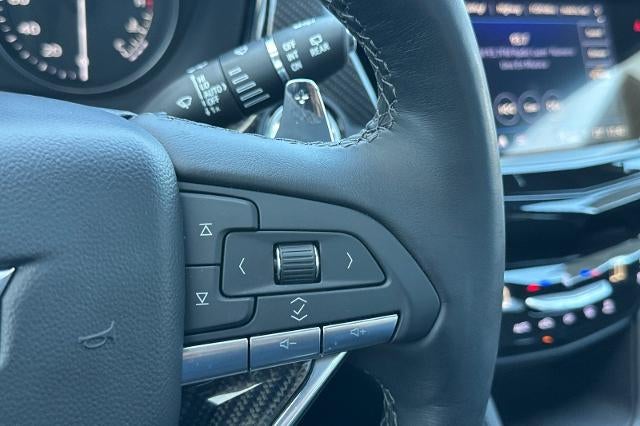 2025 Cadillac XT6 Sport