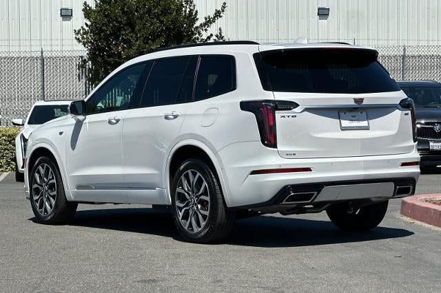 2025 Cadillac XT6 Sport