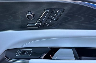 2025 Cadillac LYRIQ Luxury 1