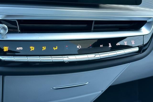 2025 Cadillac LYRIQ Luxury 1