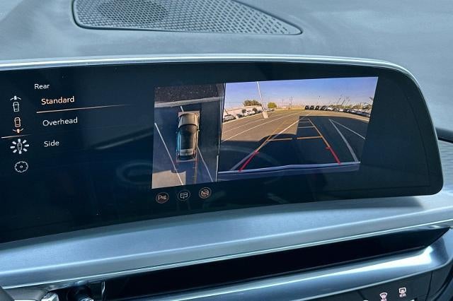 2024 Cadillac LYRIQ Luxury 1