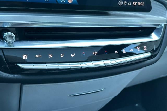 2024 Cadillac LYRIQ Luxury 1