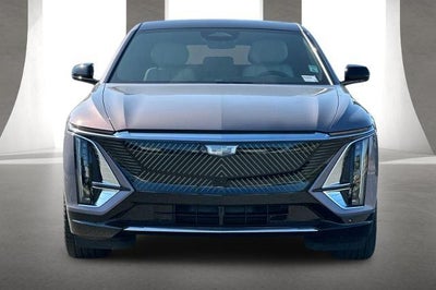 2024 Cadillac LYRIQ Luxury 1