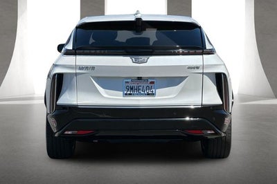 2024 Cadillac LYRIQ Luxury 1