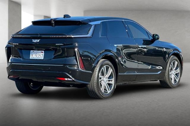 2024 Cadillac LYRIQ Luxury 1