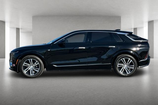 2024 Cadillac LYRIQ Luxury 1