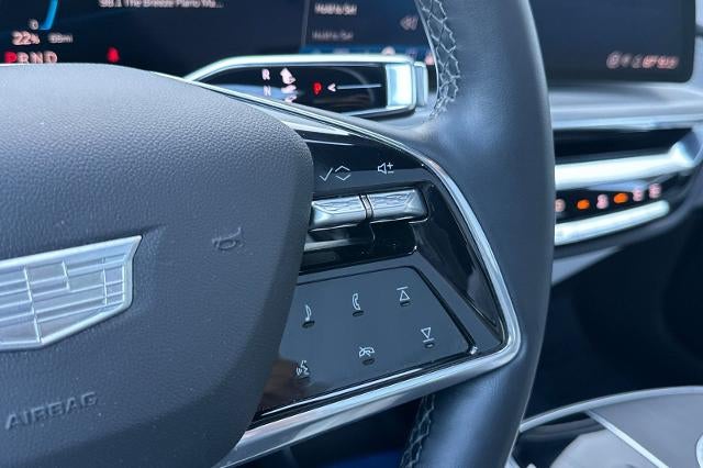 2024 Cadillac LYRIQ Luxury 1