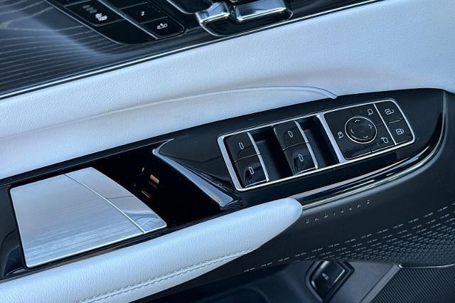 2024 Cadillac LYRIQ Sport 1