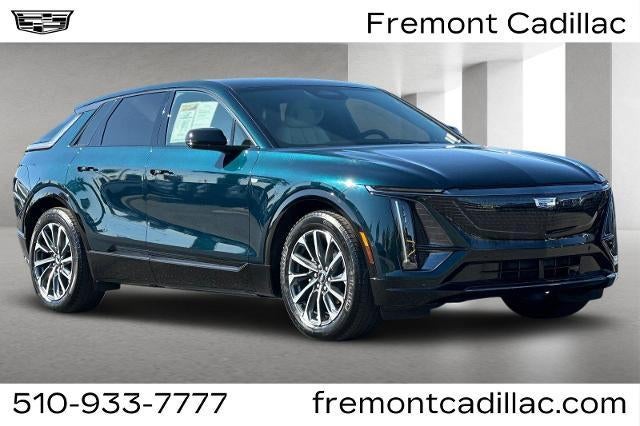 2024 Cadillac LYRIQ Sport 2