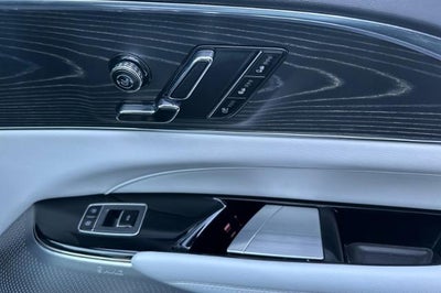 2024 Cadillac LYRIQ Sport 2