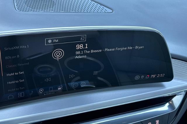 2024 Cadillac LYRIQ Sport 2
