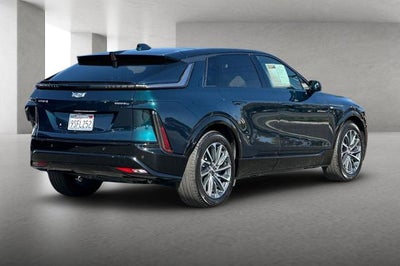 2024 Cadillac LYRIQ Sport 2