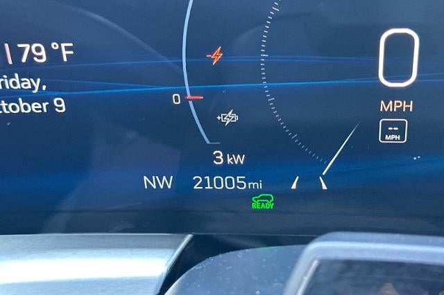 2024 Cadillac LYRIQ Sport 2