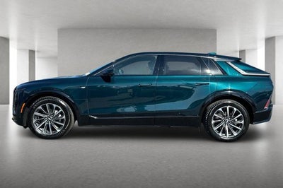 2024 Cadillac LYRIQ Sport 2