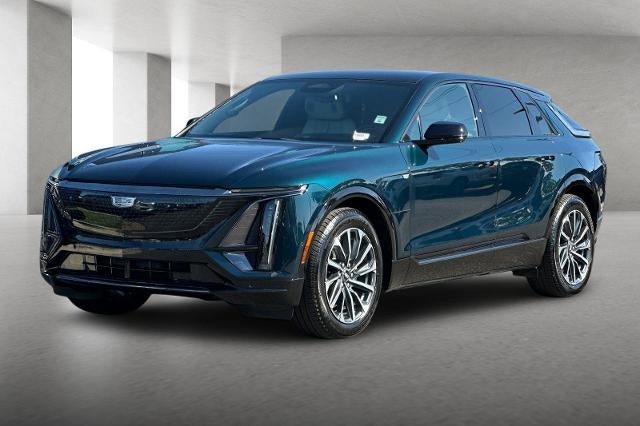 2024 Cadillac LYRIQ Sport 2