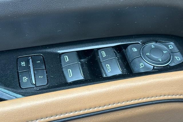 2023 Cadillac Escalade ESV Premium Luxury