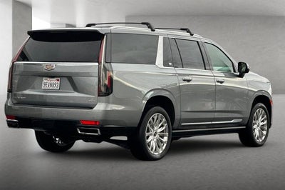 2023 Cadillac Escalade ESV Premium Luxury