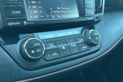 2018 Toyota RAV4 SE