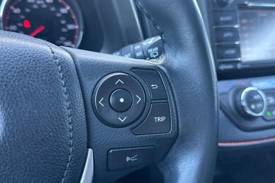 2018 Toyota RAV4 SE