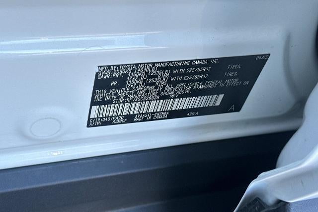 2025 Toyota RAV4 XLE