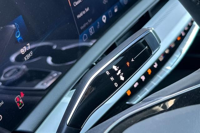 2027 Cadillac OPTIQ Luxury