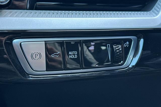 2027 Cadillac OPTIQ Luxury
