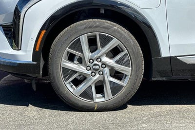 2027 Cadillac OPTIQ Luxury