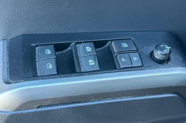 2023 Toyota Tacoma 2WD SR5