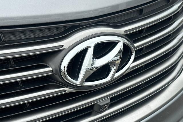 2017 Hyundai Santa Fe Limited Ultimate