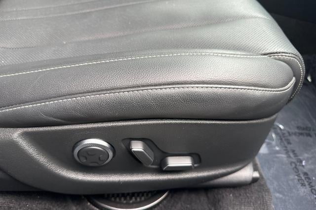 2024 Genesis GV80 Base