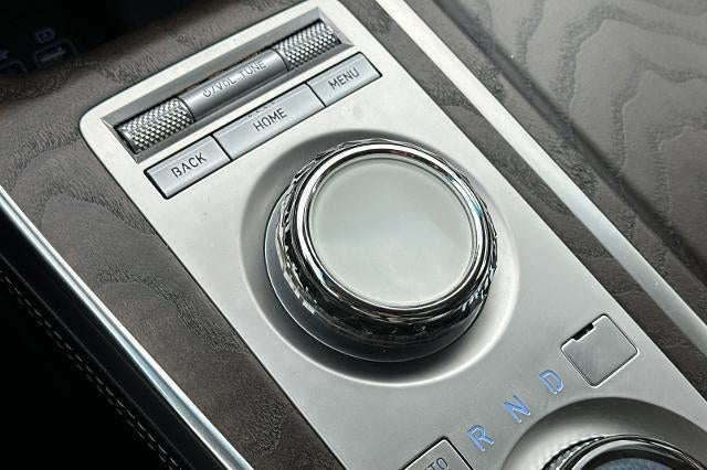 2024 Genesis GV80 Base