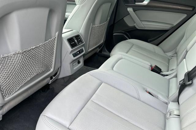 2022 Audi Q5 S line Premium Plus
