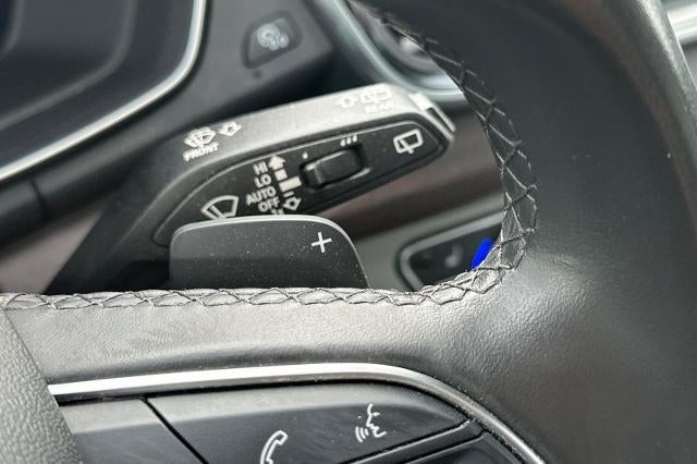 2022 Audi Q5 S line Premium Plus