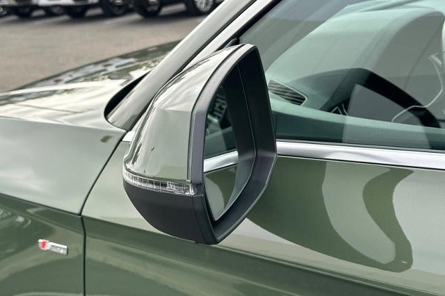 2022 Audi Q5 S line Premium Plus