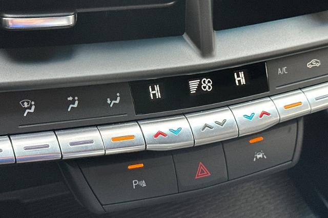 2024 Cadillac CT4 Luxury