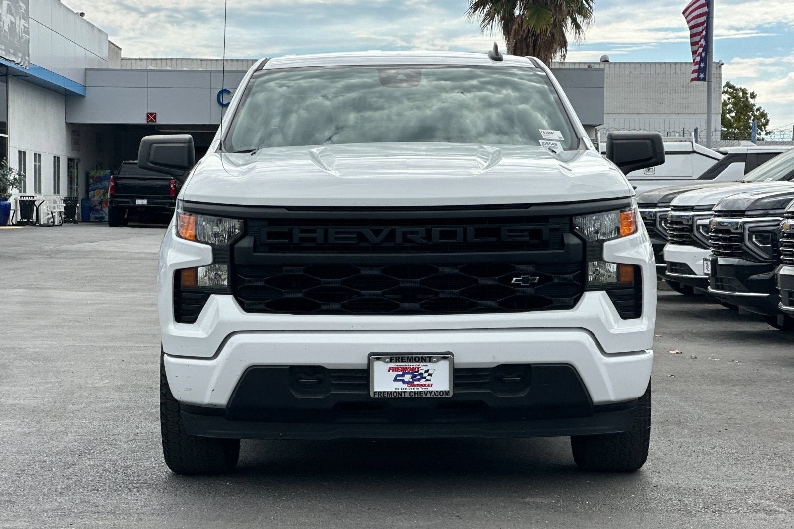 2025 Chevrolet Silverado 1500 Custom