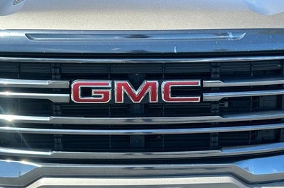 2022 GMC Acadia AT4