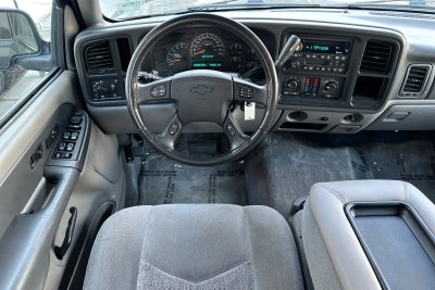 2003 Chevrolet Suburban LS